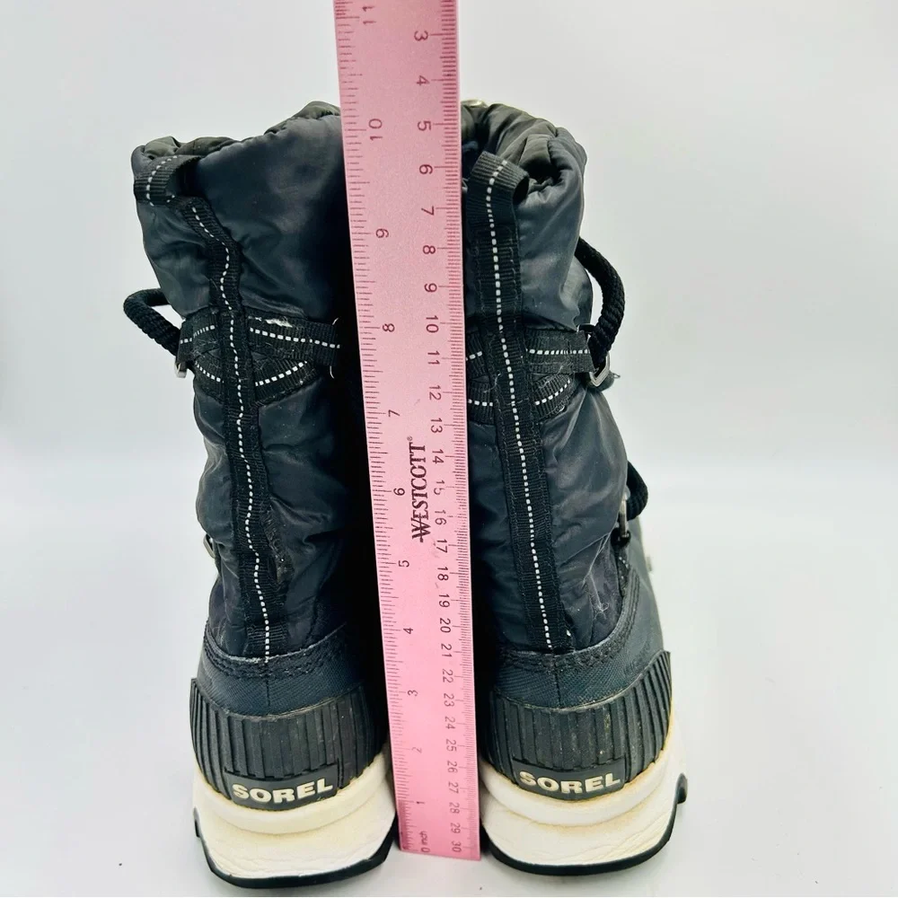 Sorel boots Kinetic winter boots snow boots waterproof black women size 11